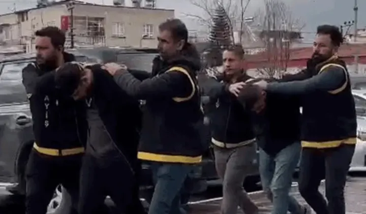 Adana’da Film Gibi Gasp: Genç Kadınla Buluşmaya Gitti, Hayatının Şokunu Yaşadı